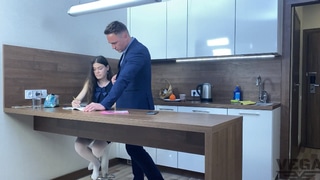 Tina Grey follada a domicilio por el profesor particular