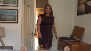 Video POV de un hijastro follando con una madrastra tetona
